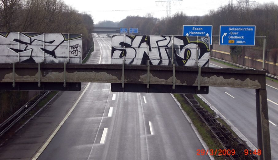 LIEGT QUASI AUF DEN WEG VON SABINE END WOLFGANG UNSERER DATEN AUTOBAHN